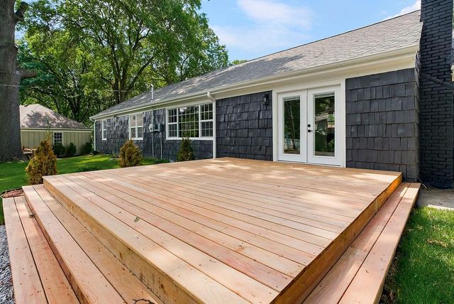 3520 W 93rd Street, Leawood, KS 66206