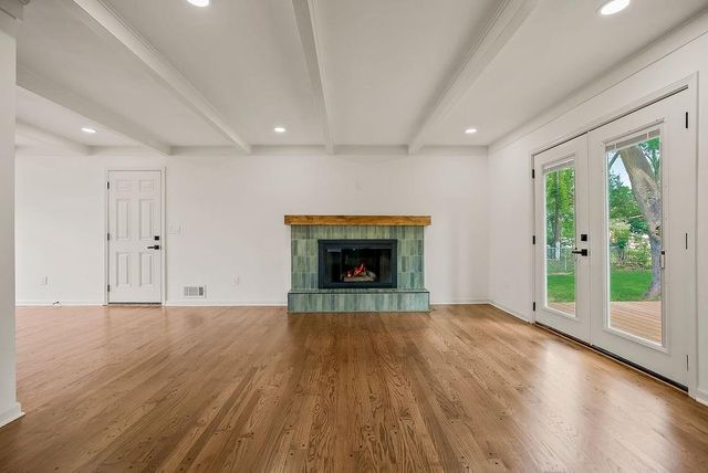 3520 W 93rd Street, Leawood, KS 66206