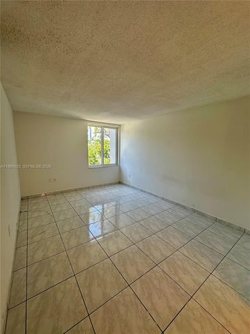 250 180th Dr 254, Sunny Isles Beach, FL 33160