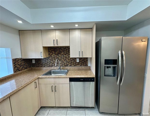 250 180th Dr 254, Sunny Isles Beach, FL 33160