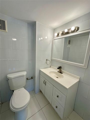 250 180th Dr 254, Sunny Isles Beach, FL 33160