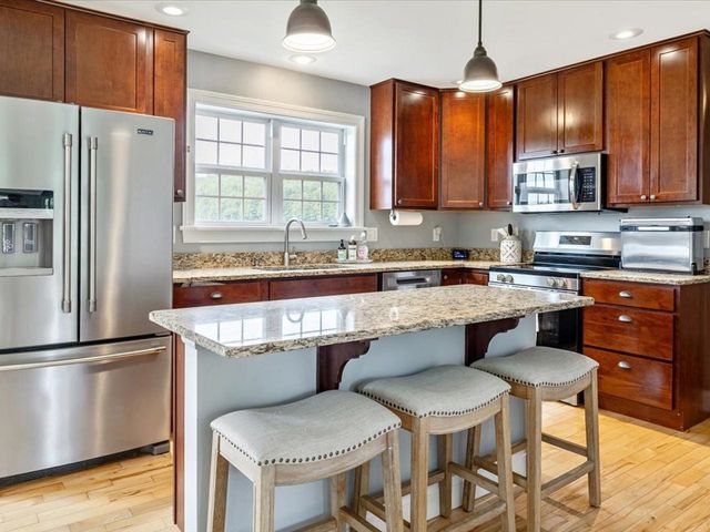 1618 Mill River Road, Georgia, VT 05478