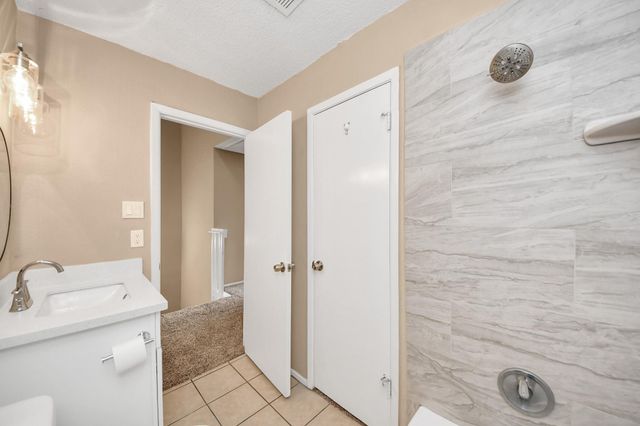 13004 Wirevine Lane, Houston, TX 77072