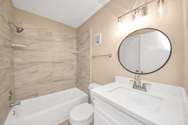 13004 Wirevine Lane, Houston, TX 77072