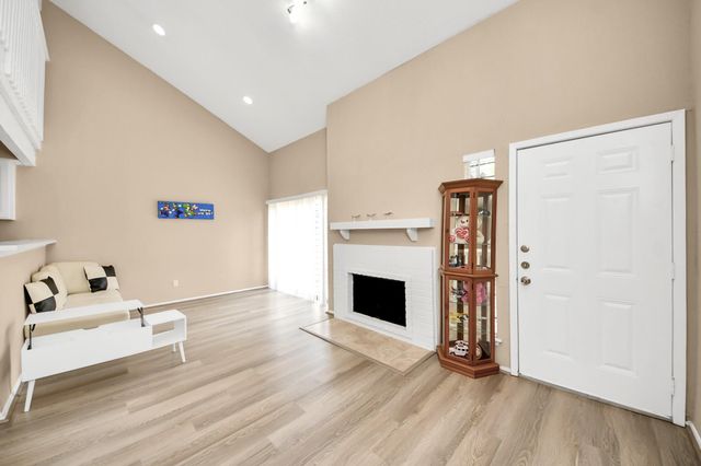 13004 Wirevine Lane, Houston, TX 77072