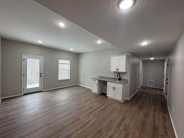 840 Shorthorn Lane, Marshfield, MO 65706