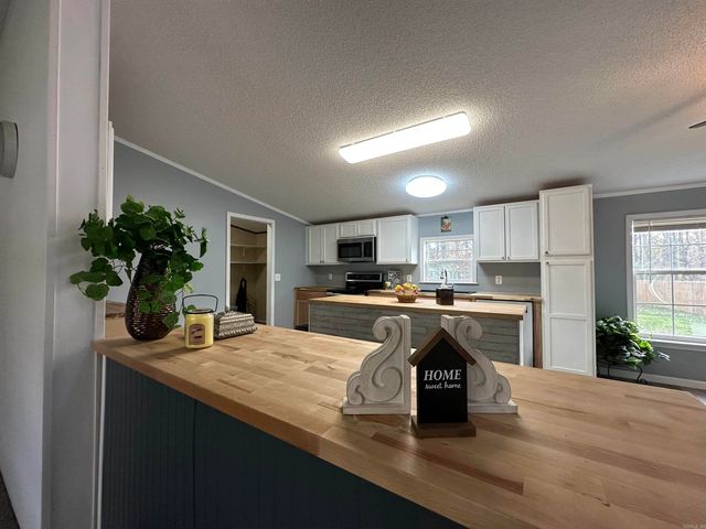 405 Latimer Drive, Benton, AR 72015