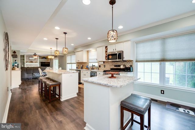 425 SENSEN RD, Wernersville, PA 19565