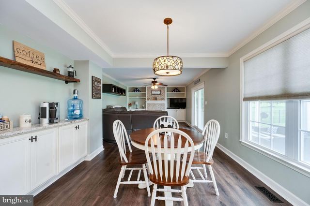 425 SENSEN RD, Wernersville, PA 19565