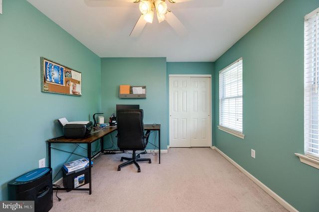 425 SENSEN RD, Wernersville, PA 19565
