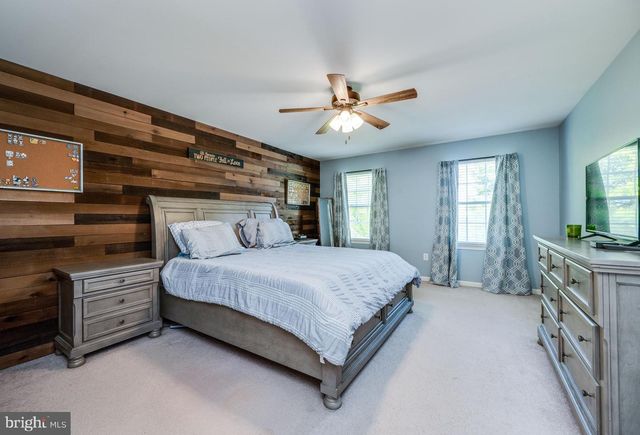 425 SENSEN RD, Wernersville, PA 19565