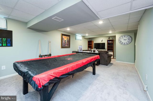 425 SENSEN RD, Wernersville, PA 19565