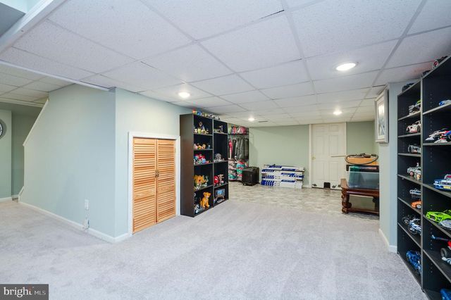 425 SENSEN RD, Wernersville, PA 19565