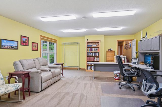1172 Berwyn Lane, Newark, OH 43055