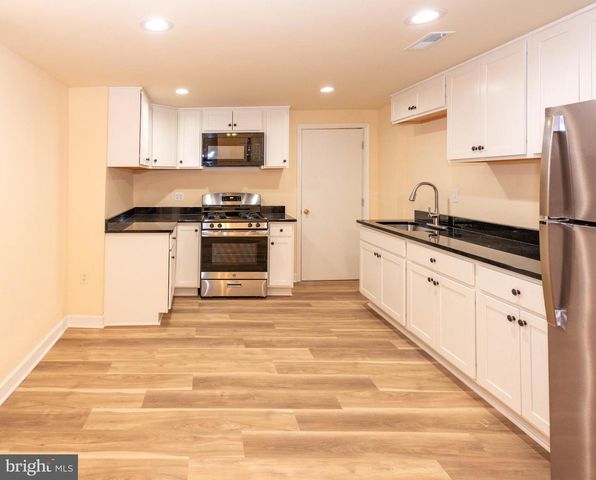 2000 HOLLINS FERRY RD, Baltimore, MD 21230