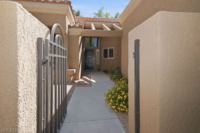 8601 Willowrich Drive, Las Vegas, NV 89134