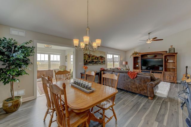 8595 Larkspur Terrace, St. John, IN 46373