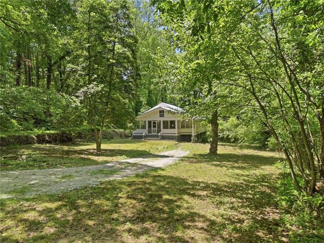 2494 Blue Ridge Drive, Blue Ridge, GA 30513