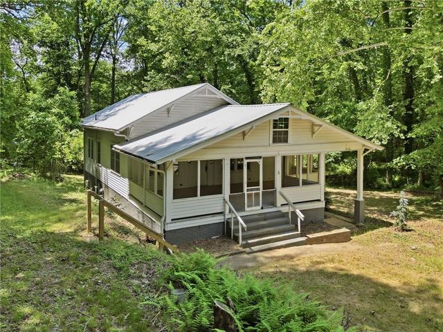 2494 Blue Ridge Drive, Blue Ridge, GA 30513