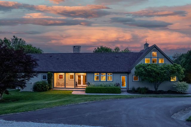 9 Quinn Road, Hancock, NH 03449