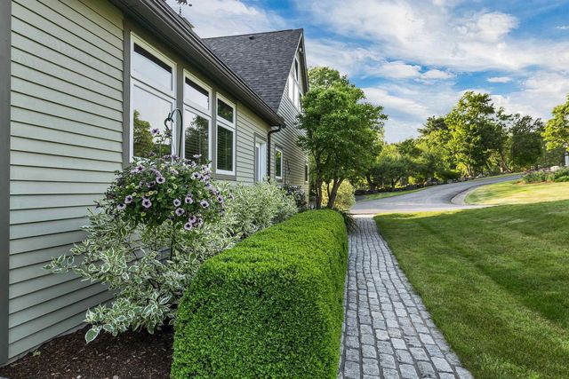 9 Quinn Road, Hancock, NH 03449