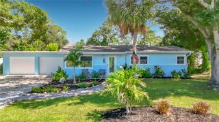 212 S MYRTLE AVENUE, Nokomis, FL 34275