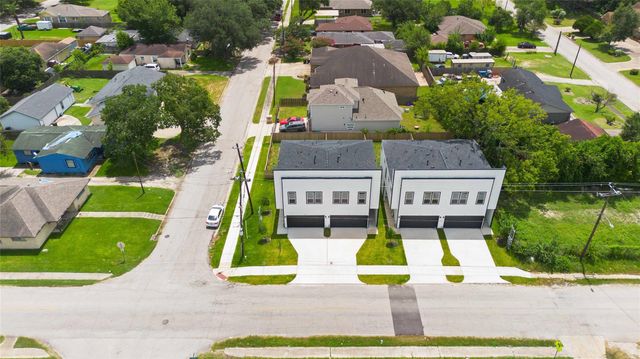 8103 Calhoun Road, Houston, TX 77033