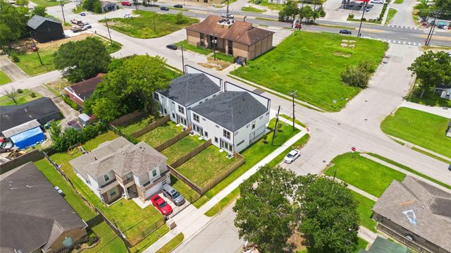 8103 Calhoun Road, Houston, TX 77033