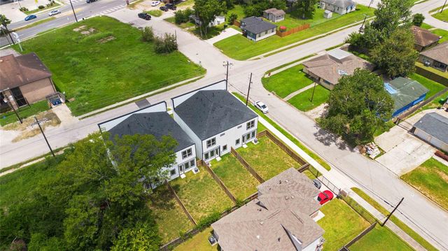 8103 Calhoun Road, Houston, TX 77033