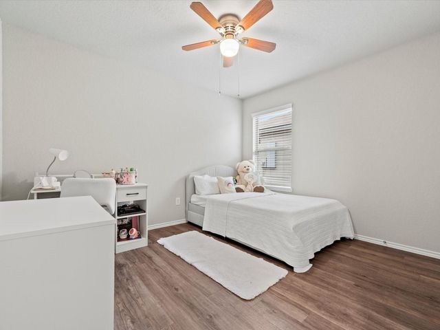 18615 Scarlet Meadow Lane, Tomball, TX 77377