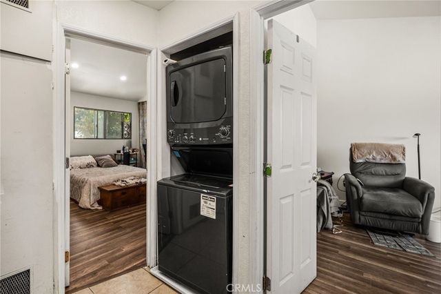 7381 Katella Avenue, Stanton, CA 90680