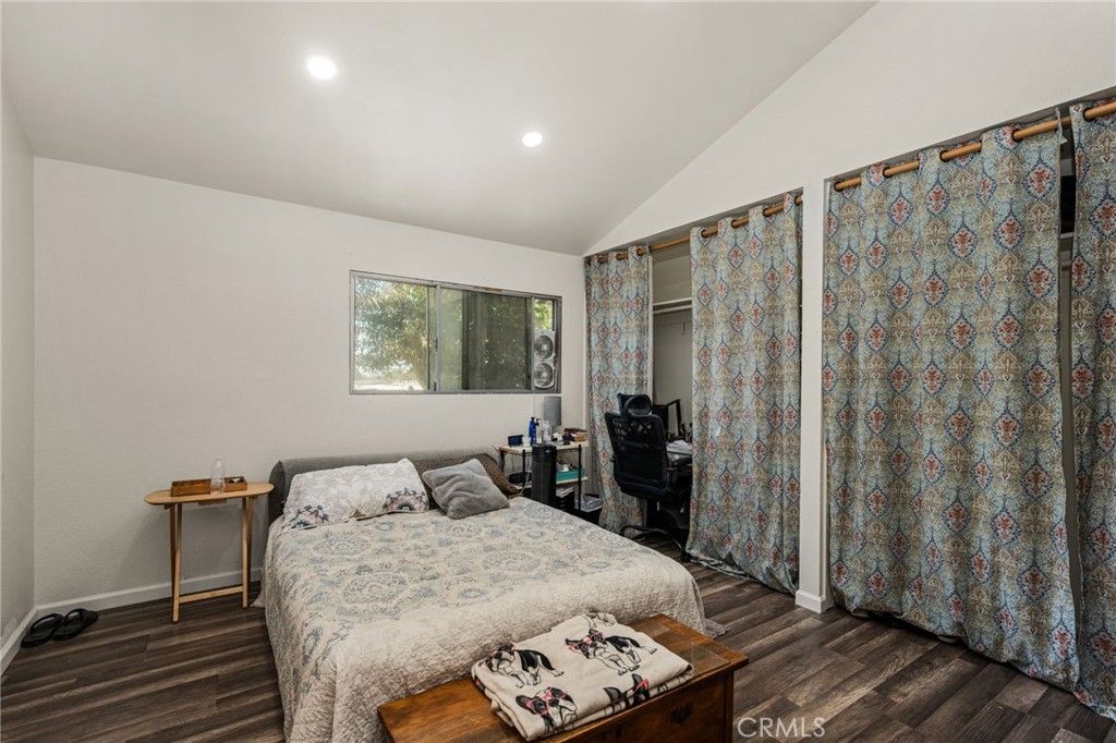 7381 Katella Avenue, Stanton, CA 90680