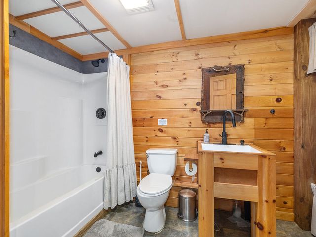 137 Mountain View Lane, Wilmington, NY 12997