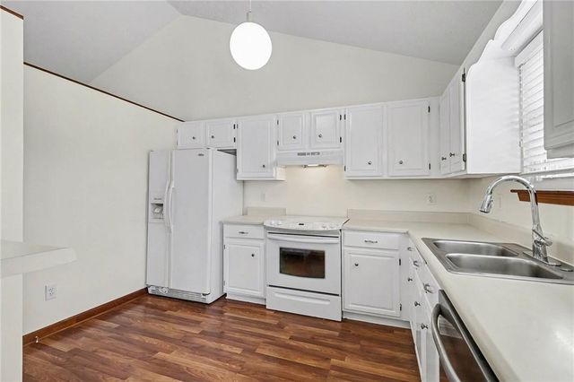 2752 Inverloch Circle, Duluth, GA 30096