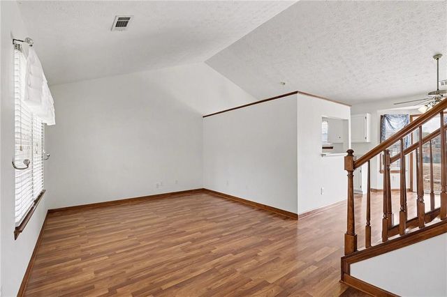 2752 Inverloch Circle, Duluth, GA 30096