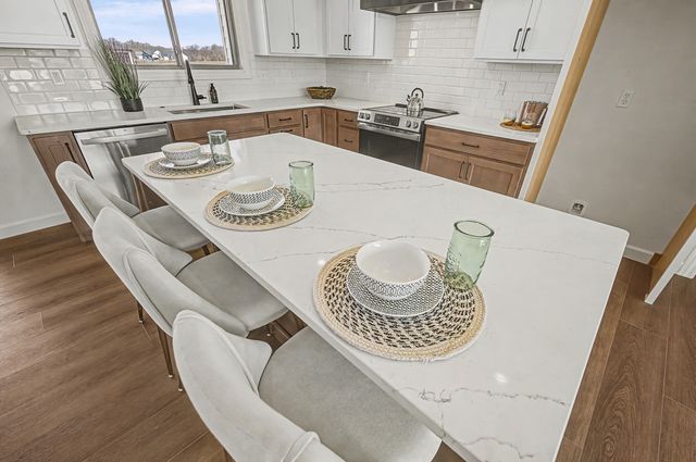 4519 ESTACADA DR, Columbia, MO 65201