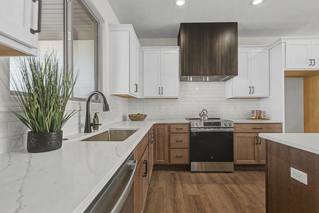 4519 ESTACADA DR, Columbia, MO 65201