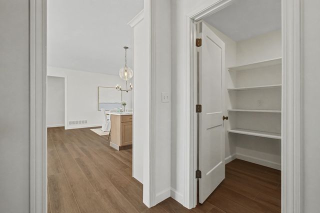 4519 ESTACADA DR, Columbia, MO 65201