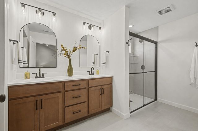 4519 ESTACADA DR, Columbia, MO 65201