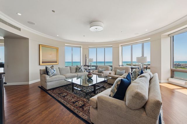 840 N Lake Shore Drive 1801, Chicago, IL 60611