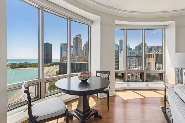 840 N Lake Shore Drive 1801, Chicago, IL 60611