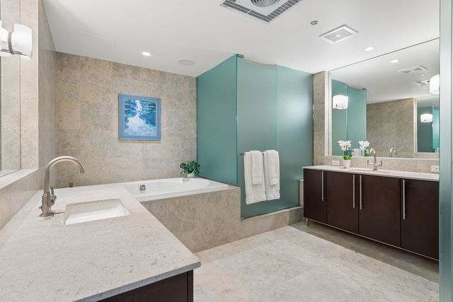 840 N Lake Shore Drive 1801, Chicago, IL 60611