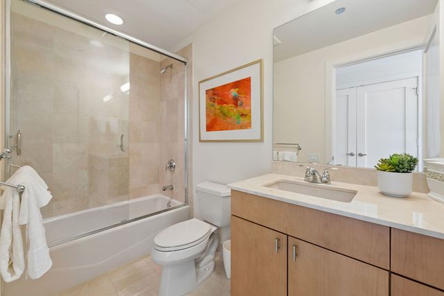 840 N Lake Shore Drive 1801, Chicago, IL 60611