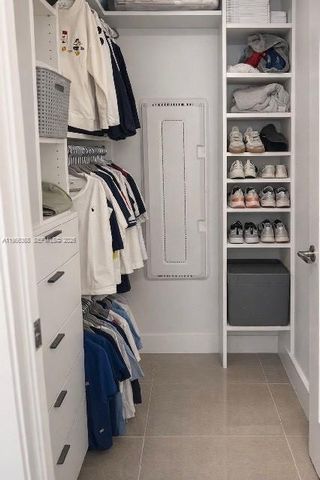 6674 NW 102nd Path 6674, Doral, FL 33178