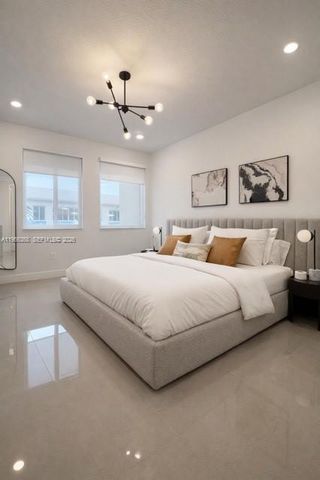 6674 NW 102nd Path 6674, Doral, FL 33178