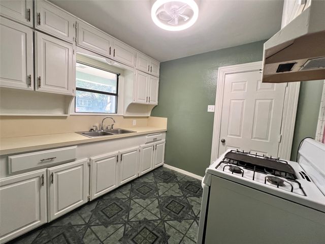 6714 Day Street, Dallas, TX 75227