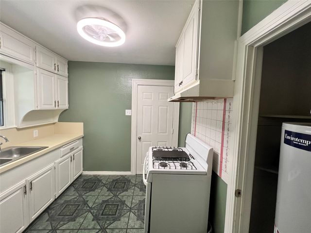 6714 Day Street, Dallas, TX 75227