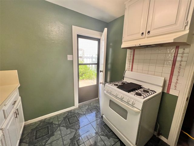 6714 Day Street, Dallas, TX 75227