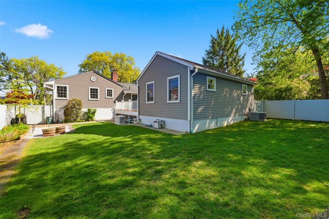 5 Albro Lane, White Plains, NY 10603