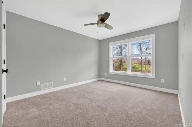 11 Country Glen, Fishkill, NY 12524